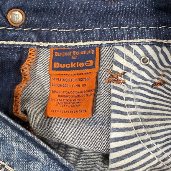 ROCK REVIVAL LUNA MID RISE STRETCHY DENIM SHORTS WEAR CUFFED OR DOWN - Picture 13 of 16